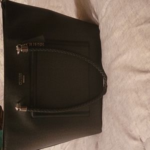 GUESS Pocketbook